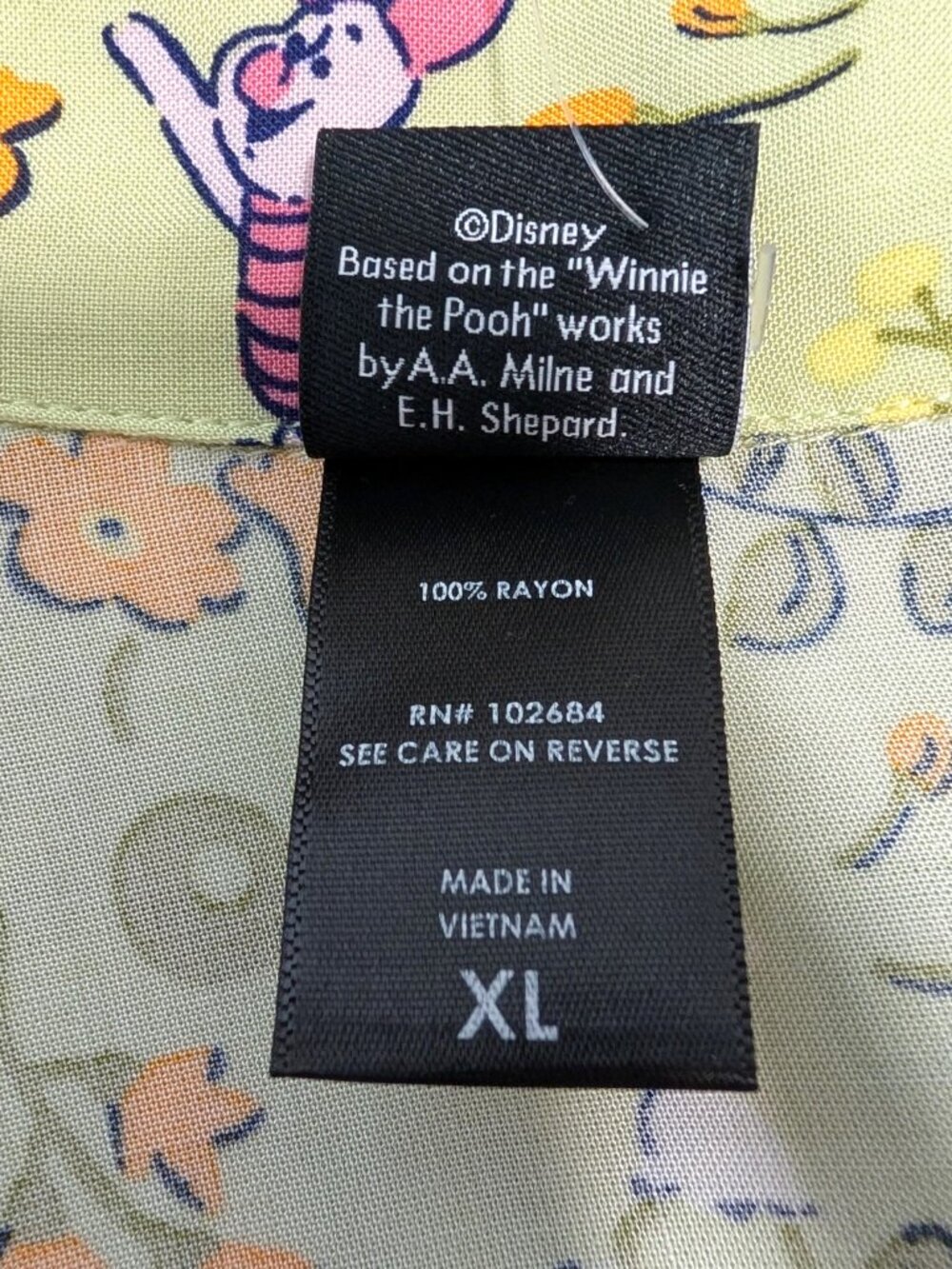 Disney Hot Topic Womens NWT Size XL Green Pooh Bear Cottage Floral Tie Waist Top - Picture 9 of 10